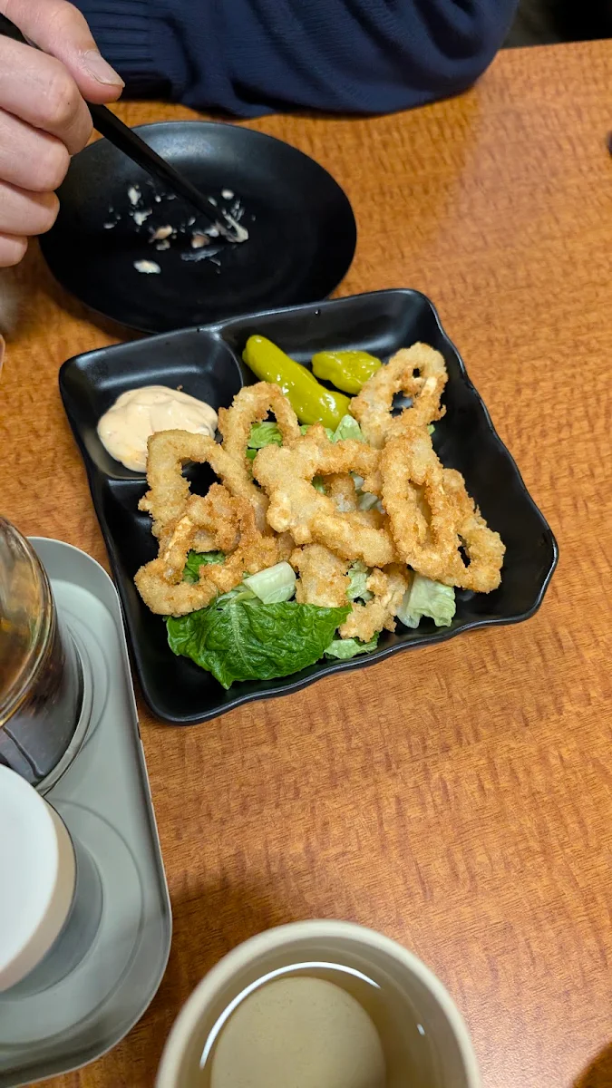 炸魷魚圈 deep-fried calamari